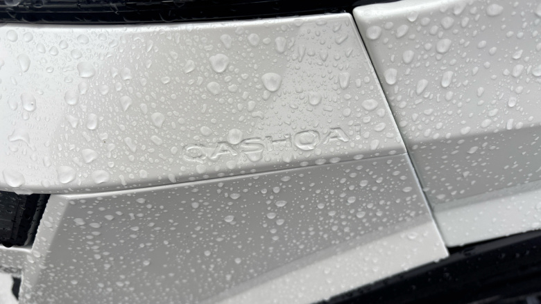 Nissan Qashqai 1.3 DiG-T MH N-Connecta 5dr Petrol Hatchback